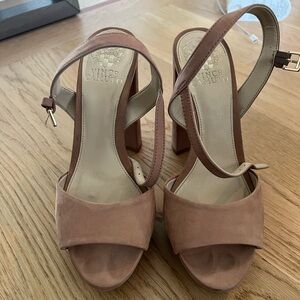 Vince Camuto nude platform block heels